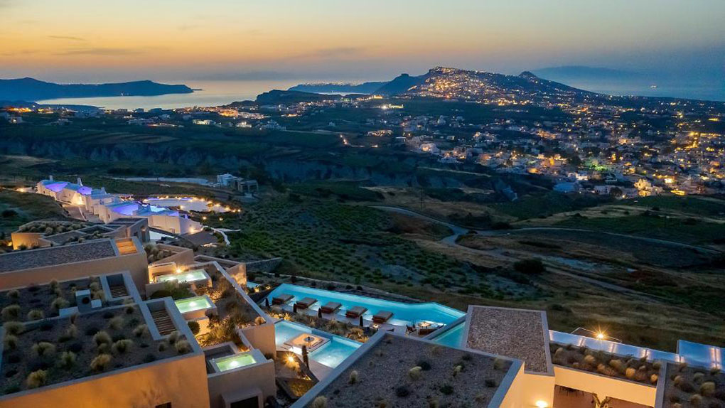 plus beaux hotels santorin